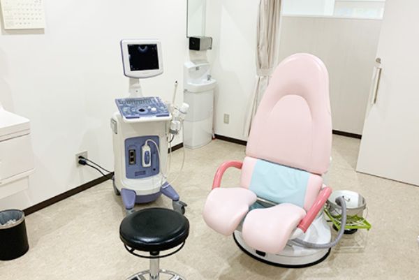 横浜HARTクリニック内診室の画像