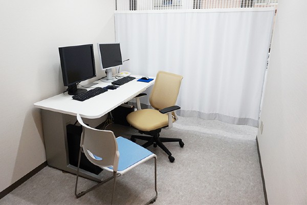 ユイ・レディースクリニック診察室の画像